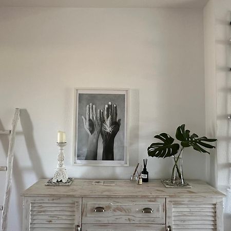 Charming & Cosy Beach Apartment Torremolinos Luaran gambar
