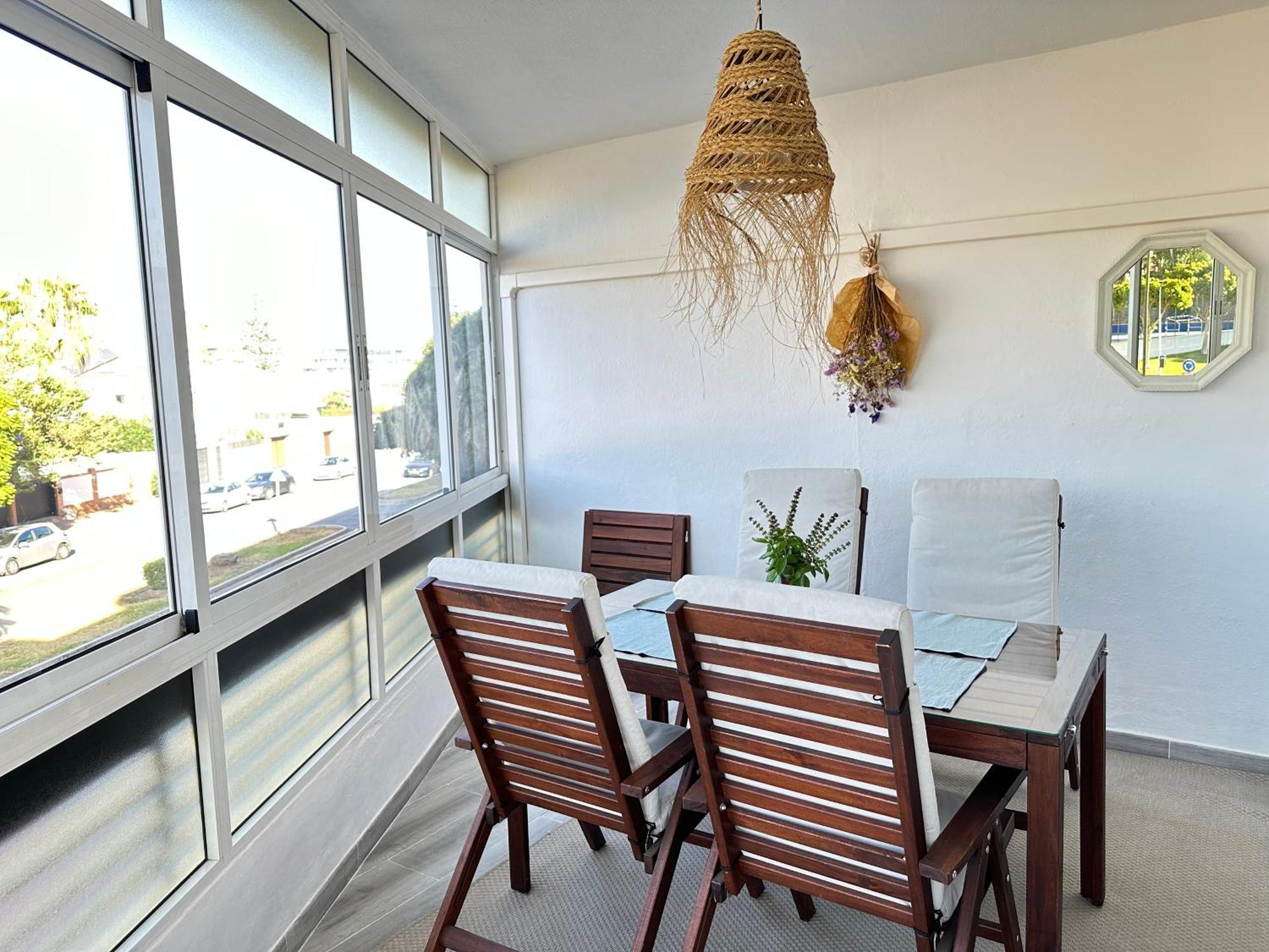 Charming & Cosy Beach Apartment Torremolinos Luaran gambar