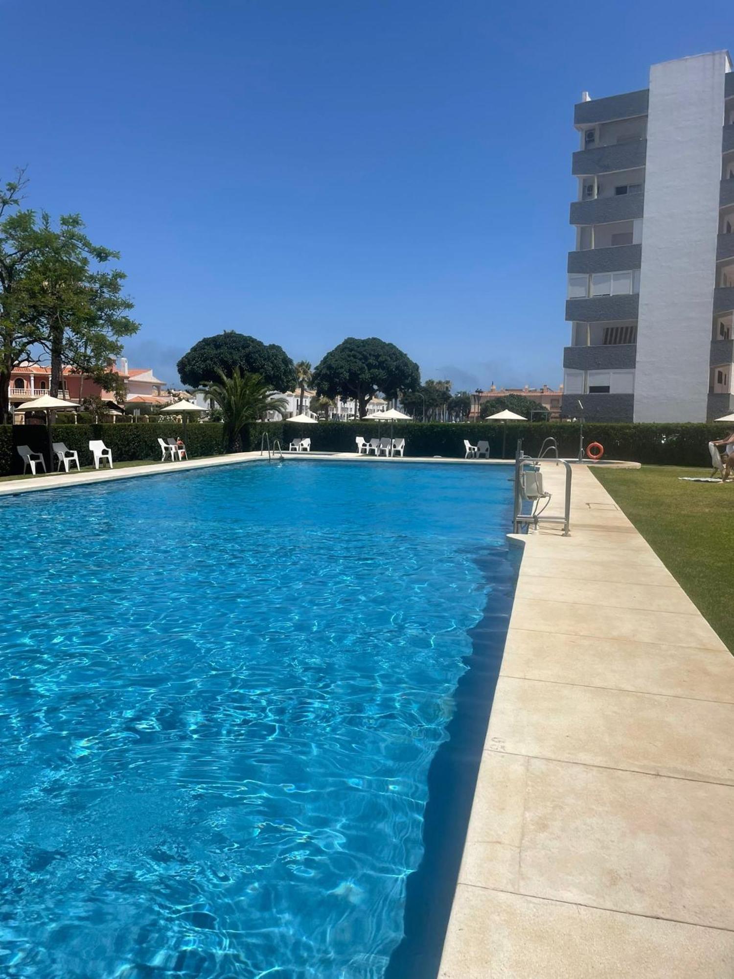 Charming & Cosy Beach Apartment Torremolinos Luaran gambar