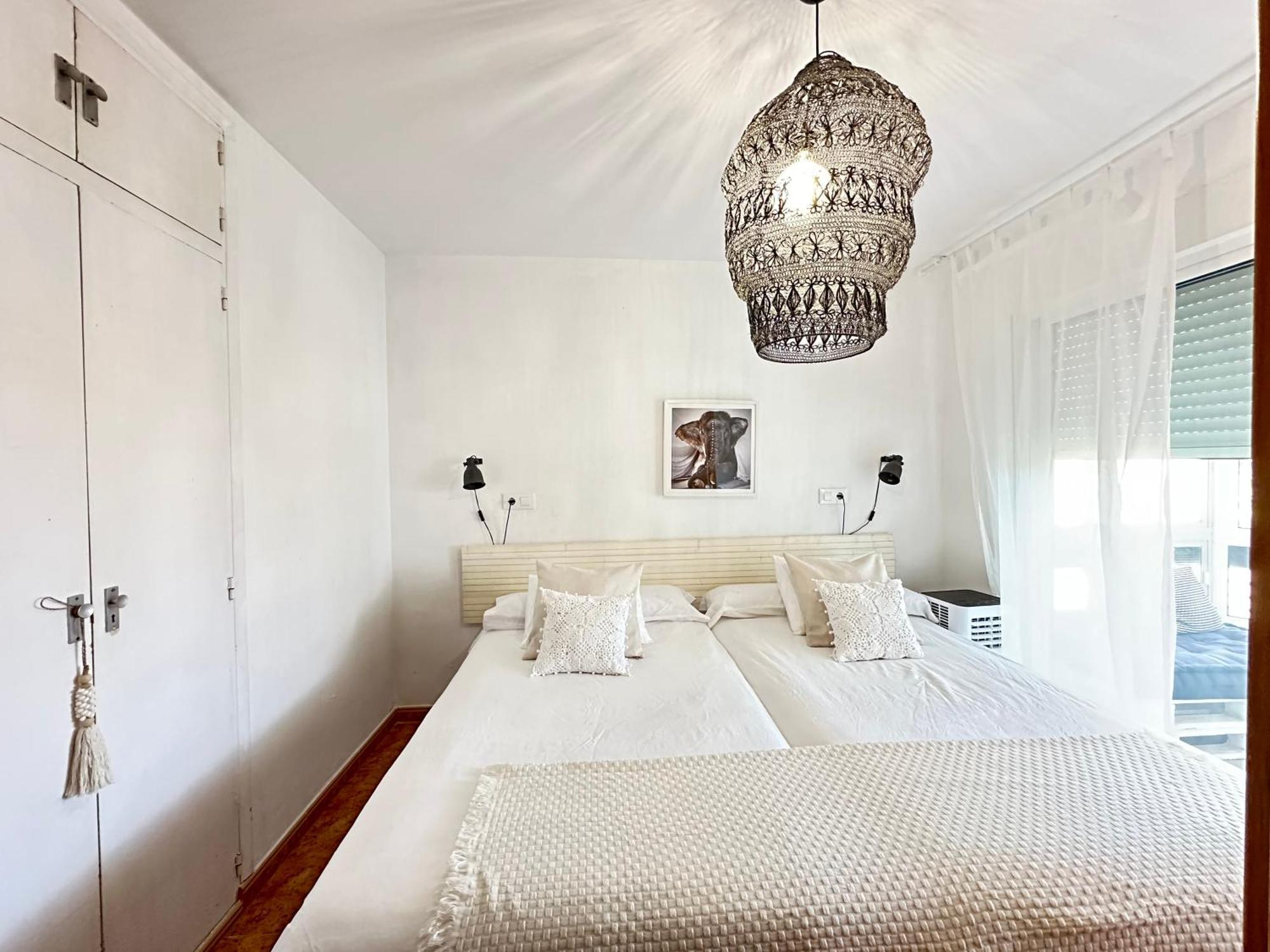 Charming & Cosy Beach Apartment Torremolinos Luaran gambar